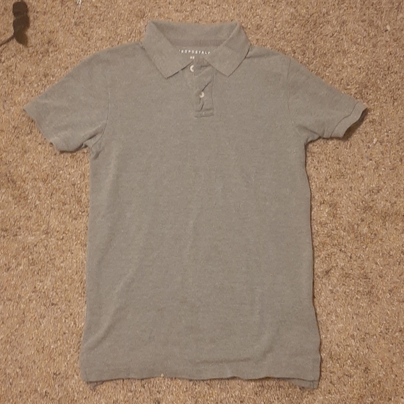 Grey collared shirt - Picture 1 of 2